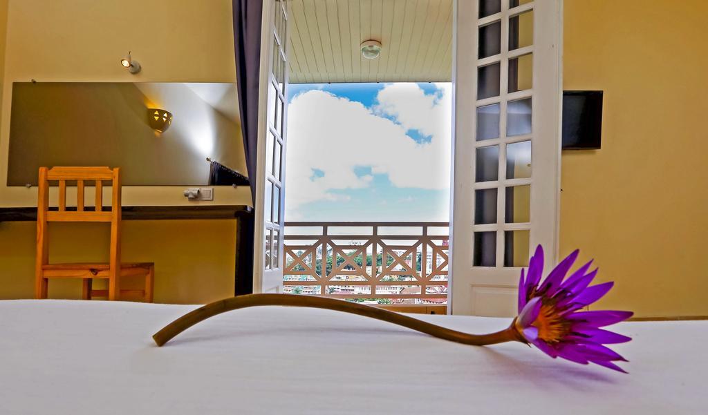 Le Lotus Bleu Hotel Antananarywa Pokój zdjęcie