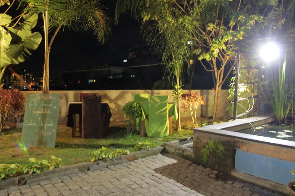Le Lotus Bleu Hotel Antananarywa Zewnętrze zdjęcie